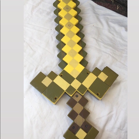 minecraft plastic sword/axe - Picture 4 of 4